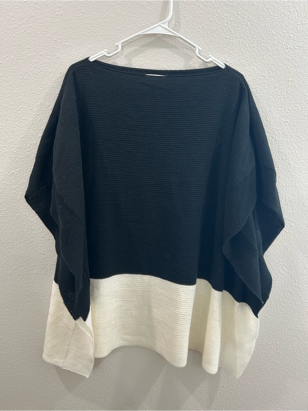 New York & Company Black & White Boatneck Colorblock Sweater
